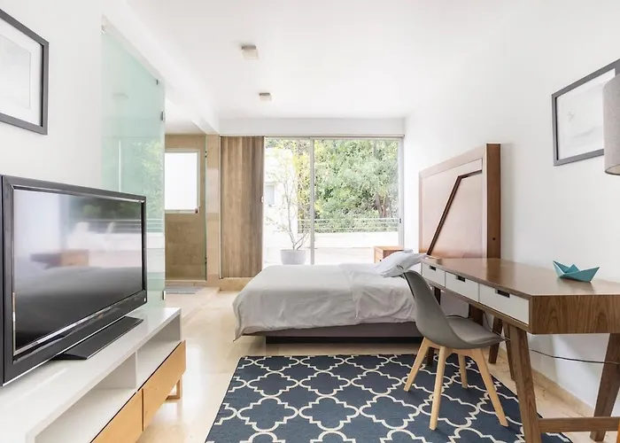 Casa vacanze Condesa Amsterdam G Elegant 1br, 1ba Nestled On Amsterdam Avenue